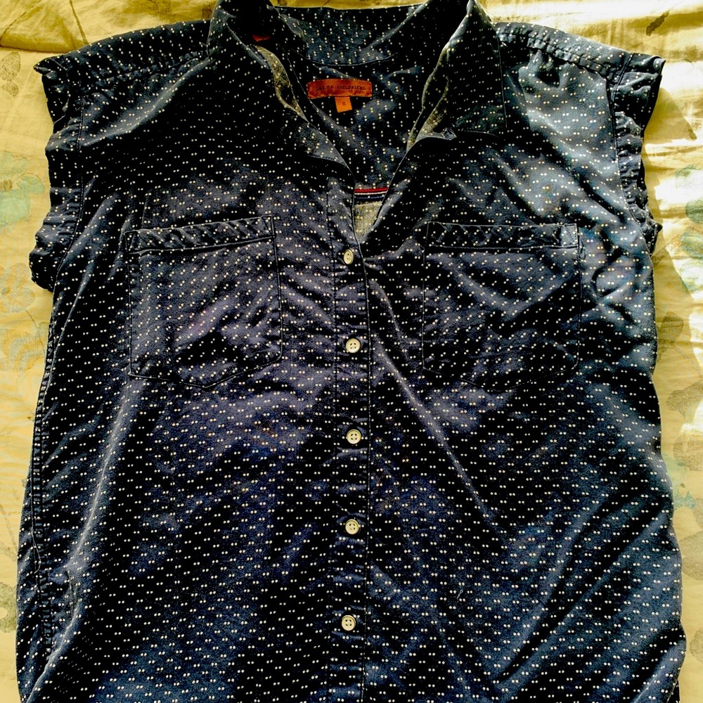 Blouse size M